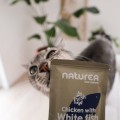 NATUREA Mokra karma dla kotów sterylizowanych, Sterilized Kurczak z białą rybą, 85g - Zdjęcie 5