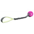 TRIXIE Zabawka do przeciągania z piłką i amortyzatorem Bungee Tugger, 48 cm - Zdjęcie 2
