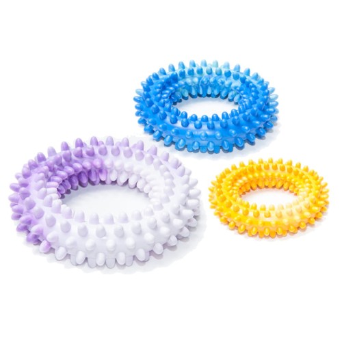 SUM PLAST Zabawka zapachowa RING GUMOWY Z KOLCAMI 10 cm (1)