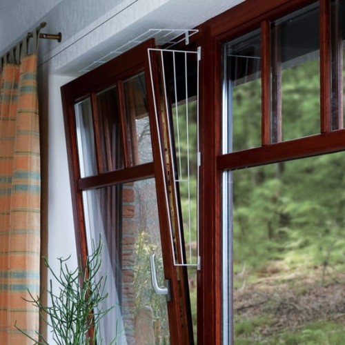 TRIXIE Kratka zabezpieczająca do okna, skośna, biała